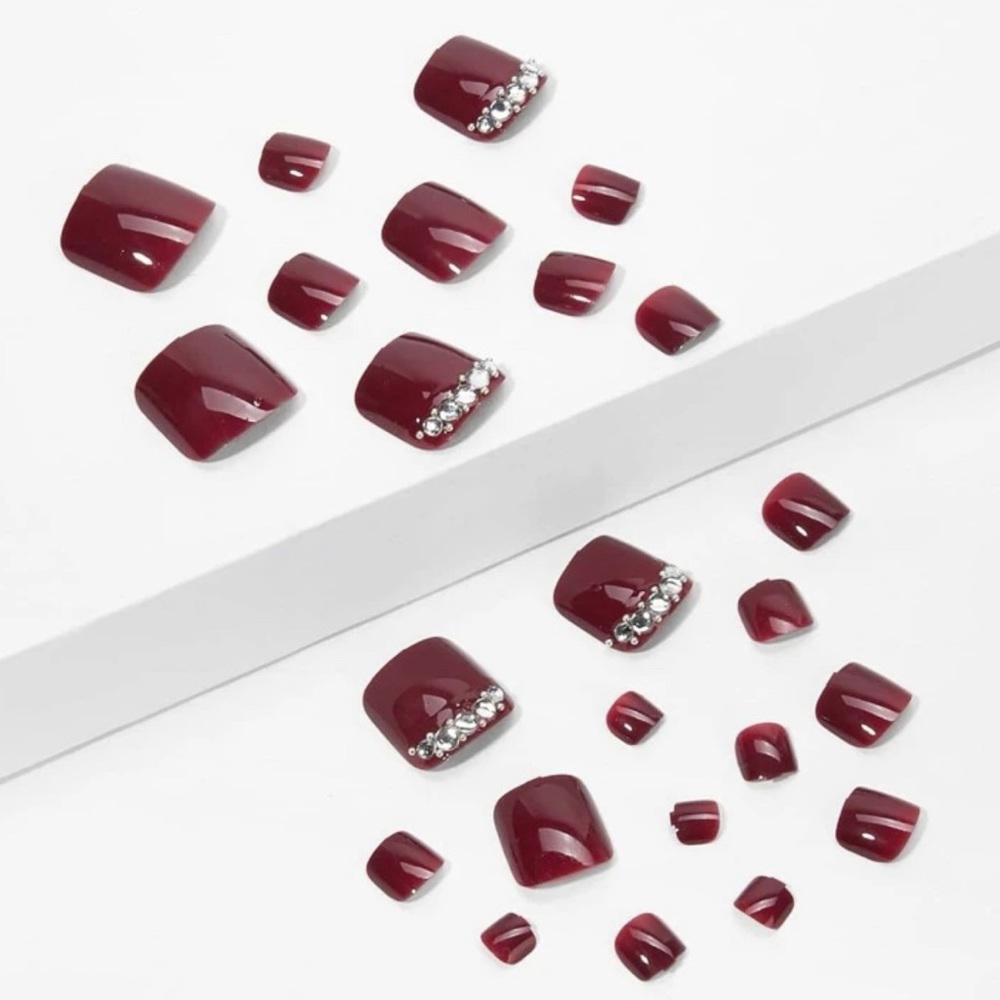 ❀ 24PC Candy Apple Red Burgundy Rhinestone Artificial Press On Toe Nails - Picture 2 of 6